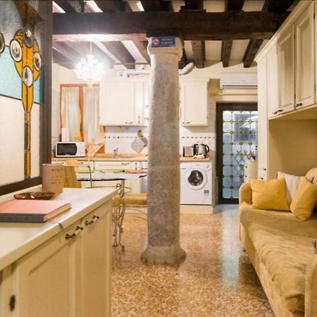 Historical Flat In Cannaregio, Venezia Bagian luar foto